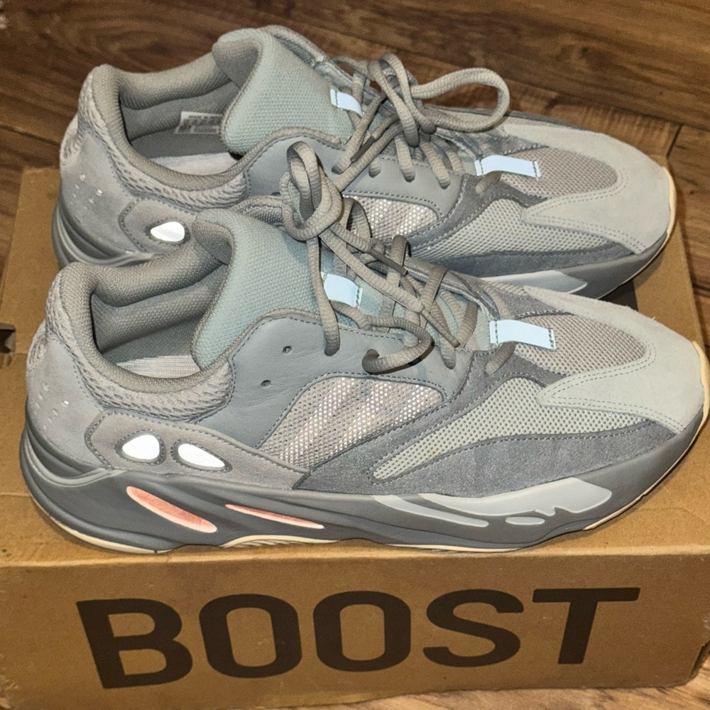 Yezzy 700 size 12